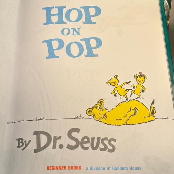 Dr.Suess HOP on POP BOOK. - Picture 3 of 5